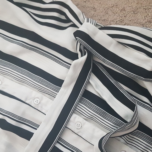 Urban Behavior Black and White Striped Button Up Blouse - Picture 4 of 6
